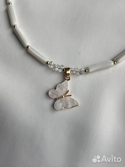 Чокер из перламутра 