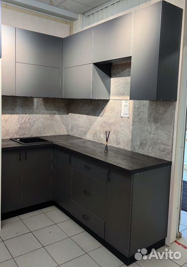 Кухня угловая