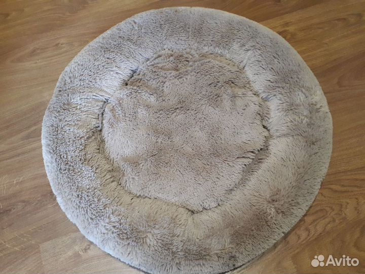 Продам лежанку для кошек