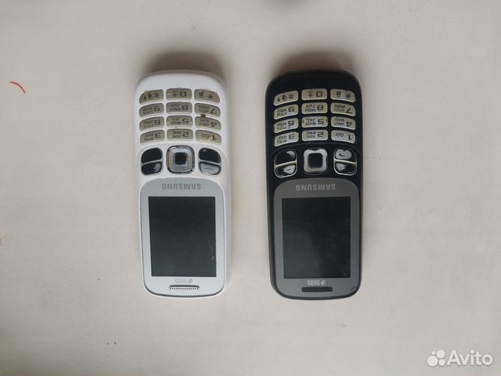 Сотовый телефон