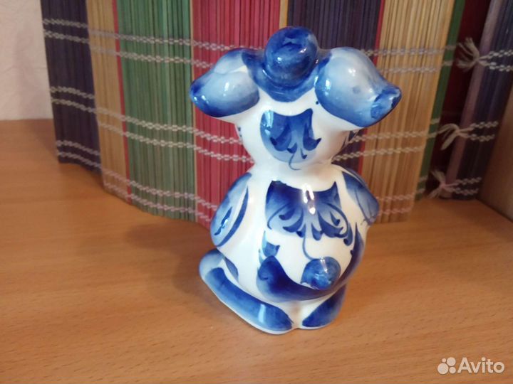 Фигурки гжель