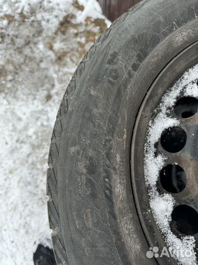 Yokohama Ice Guard IG30 215/65 R16 98Q