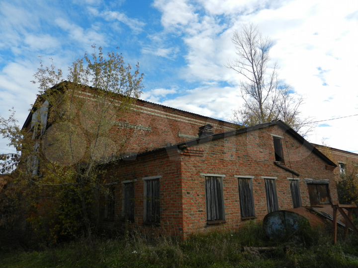 Помещение свободного назначения, 588 м²