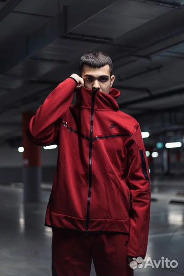 Мужская спортивная одежда Nike Tech Fleece