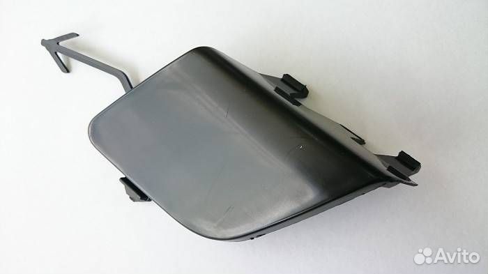 Крышка окна под буксирную проушину vesta