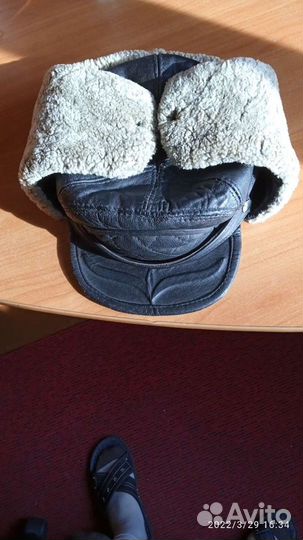 Мужская кожаная кепка