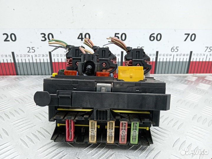 Блок предохранителей для Peugeot-Citroen 308