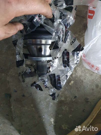 Привод передний правый на Поло