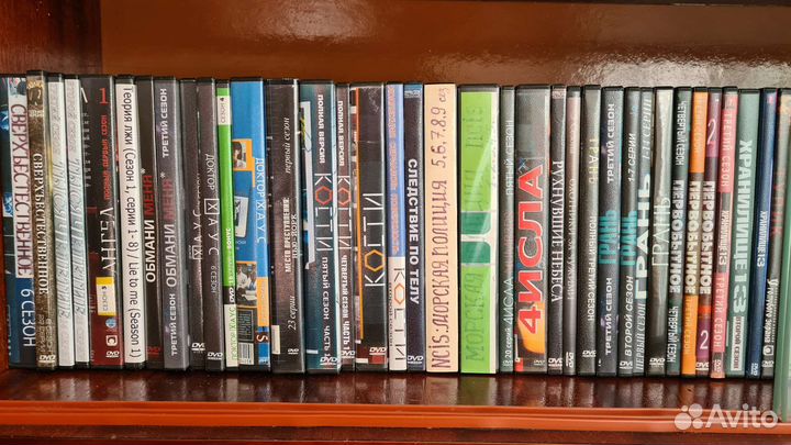 Видеокассеты и dvd двд диски