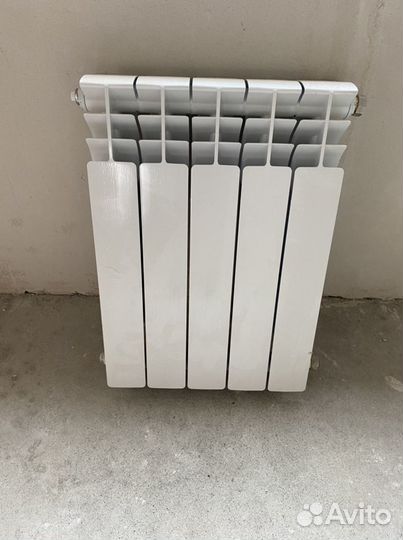 Биметаллический радиатор новый