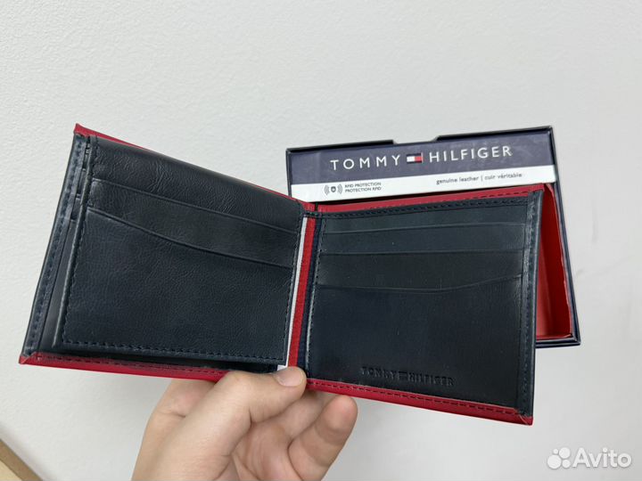 Кошелек Tommy Hilfiger