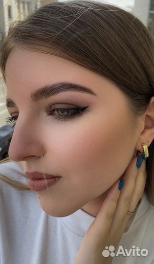 Модели на оформление бровей