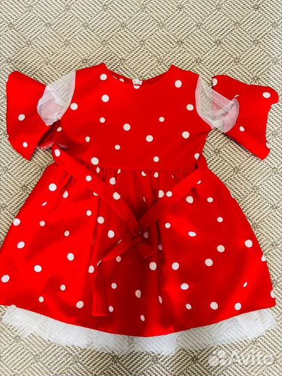 Платье для девочки красное