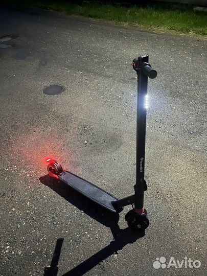 Электросамокат iconbit kick scooter tt