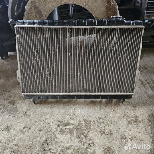 Радиатор охлаждения на hyundai sonata тагаз АКПП