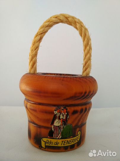 Корзинка со шпажками