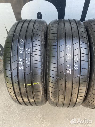 Bridgestone Turanza T005A 225/45 R19