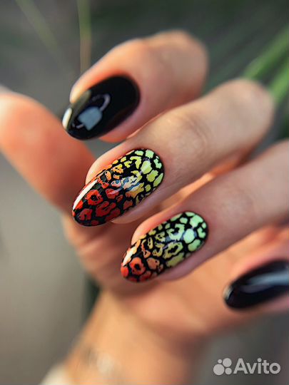 Маникюр в студии