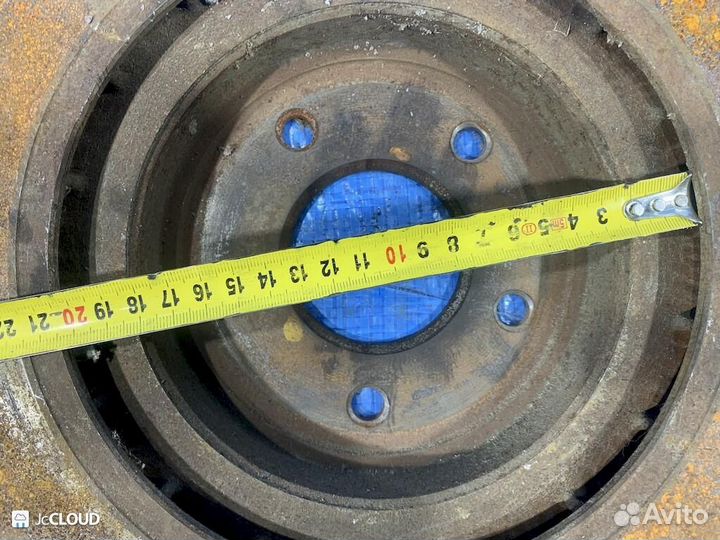 Тормозной диск на toyota celsior UCF30 3uzfe