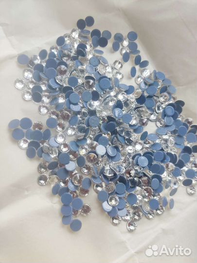 Стразы горячей фиксации