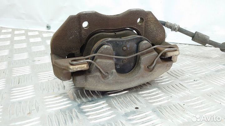 Суппорт тормозной передний Mazda 3 BK рестайлинг