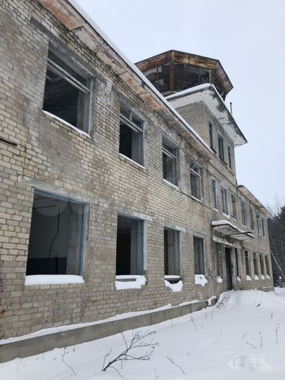 Дом 500 м² на участке 10 га