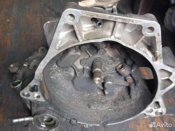 МКПП фольксваген поло 1995 год. 1,9 дизель