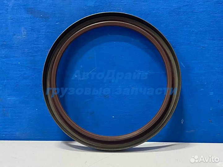 Сальник вала кпп грузовиков Мерседес 105x127x12 мм