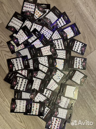 Наклейки для ногтей / маникюра