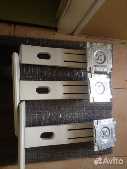 Подставка от монитора Dell Ultrasharp U2412M