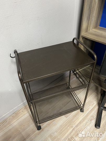 Этажерка на колесиках столик мастера
