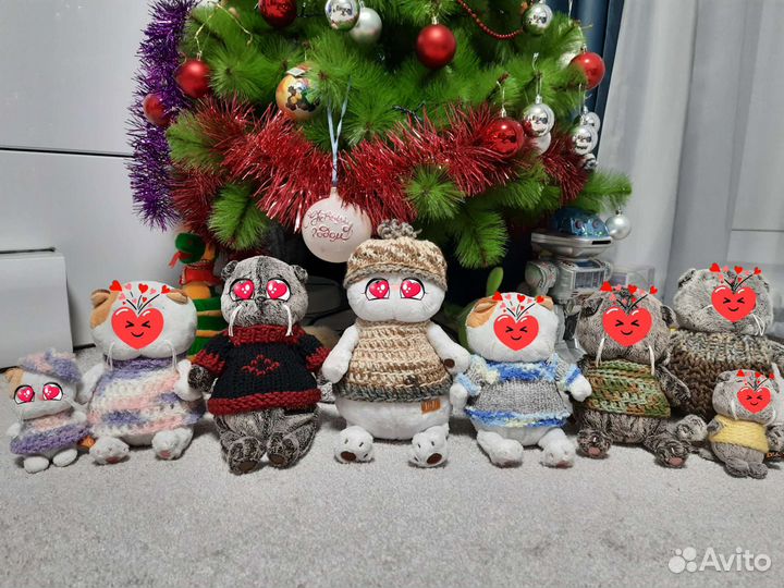 Одежда на Басика и Лили