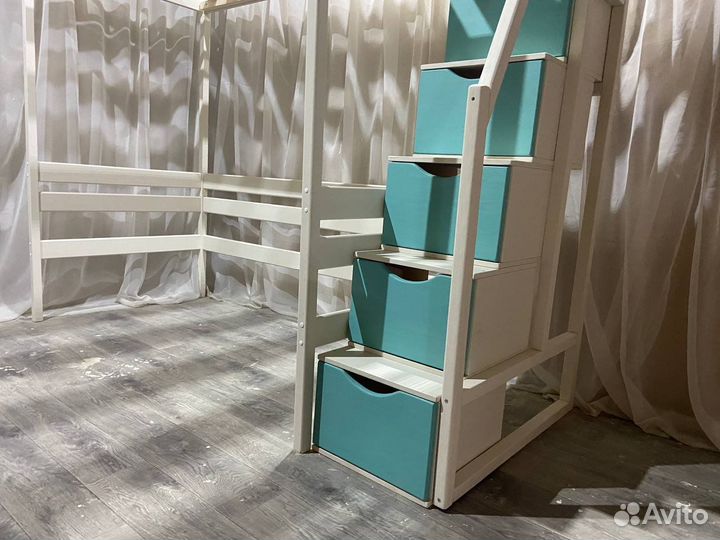 Детская кровать чердак