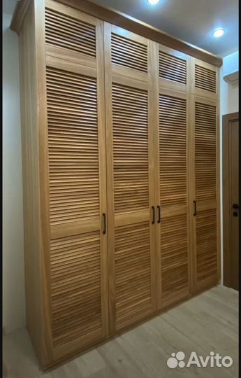 Шкафы из массива премиум качества