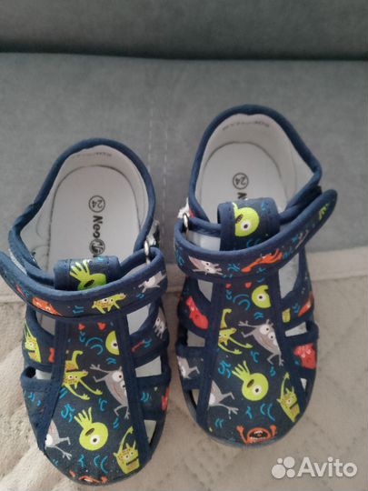 Сандали детские