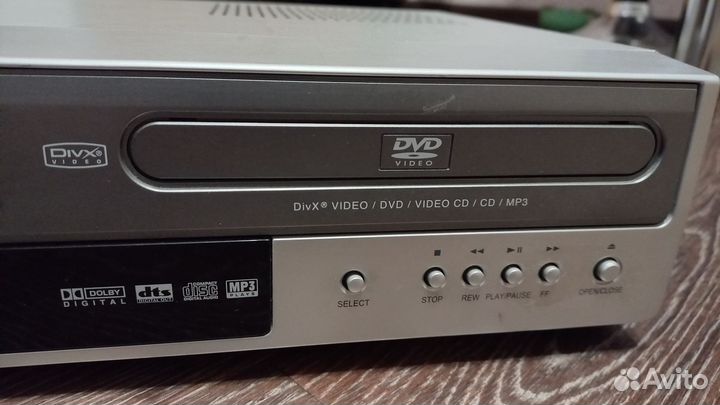 Видеомагнитофон Daewoo DX-7000k