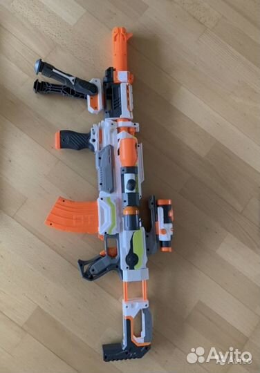 Бластеры Nerf и мечи со звуком