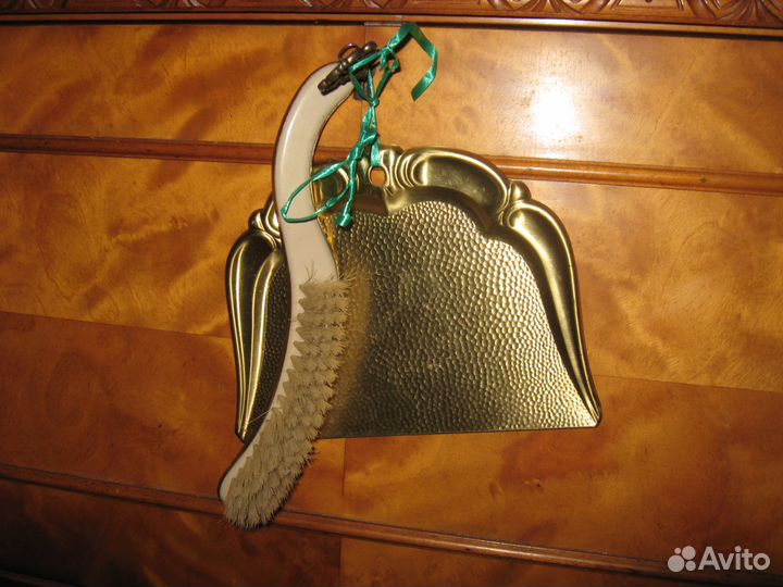 Интерьерные антикварные предметы совочек и щеточка