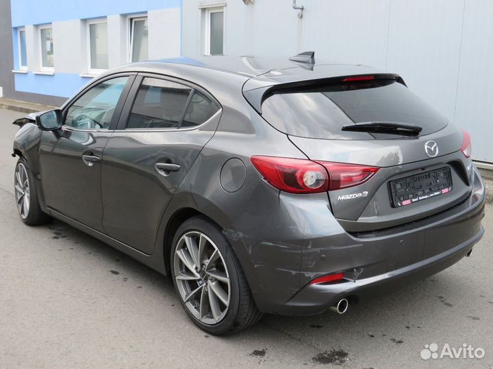 В разборе Mazda 3 BM