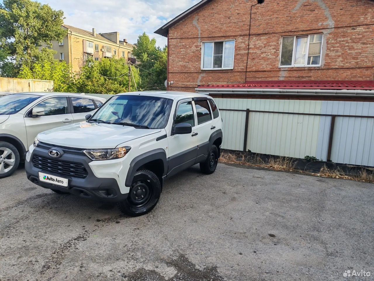 Нашли авто ВАЗ (LADA) Niva Travel