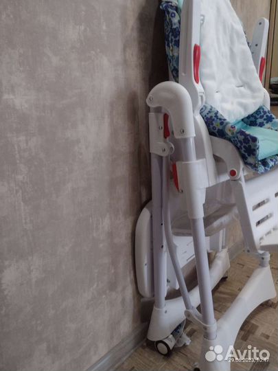 Стул для кормления