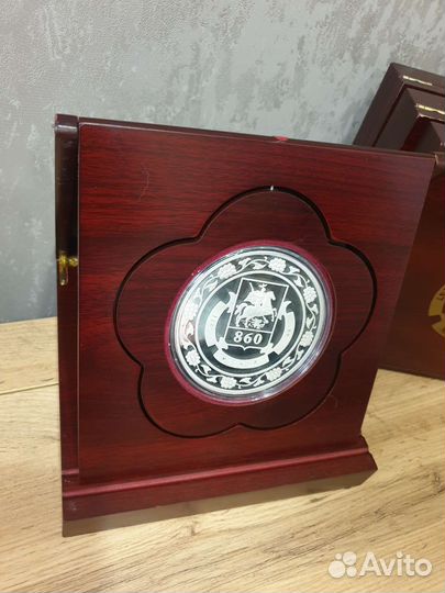 Настольная медаль в честь 860-летия Москвы