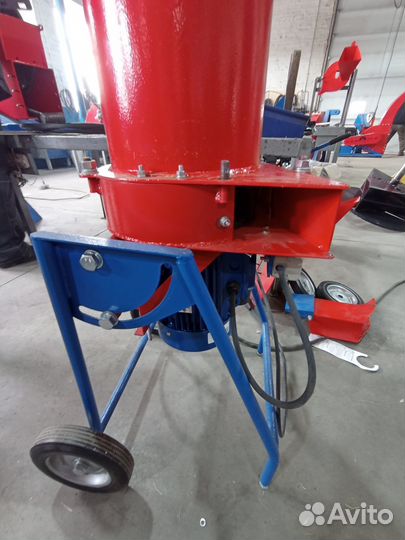 Измельчитель травы и веток 2в1 утр-753