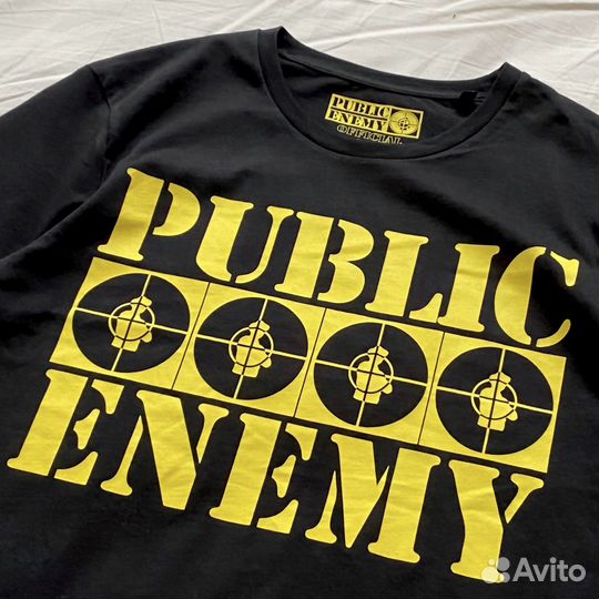 Футболка public enemy