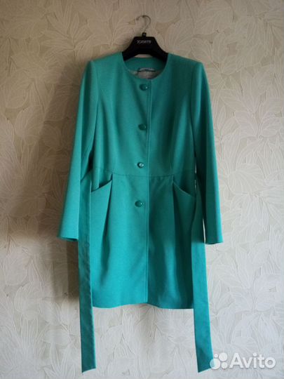 Плащ женский размер 46