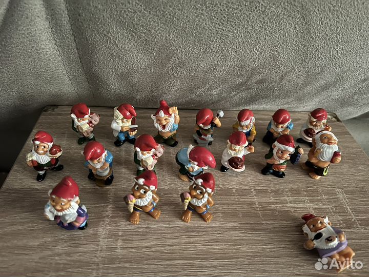 Игрушки из киндера 90х