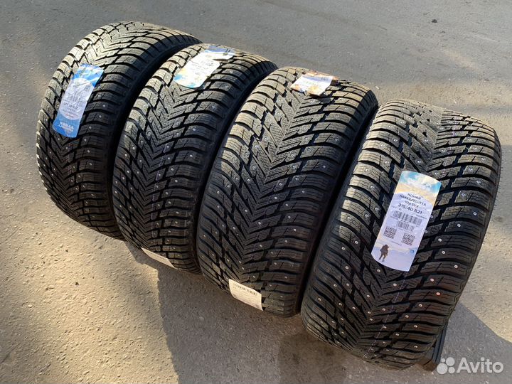 Nokian Tyres Hakkapeliitta 10p SUV 275/45 R21 и 315/40 R21
