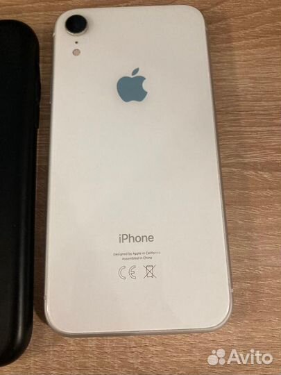 iPhone Xr, 64 ГБ