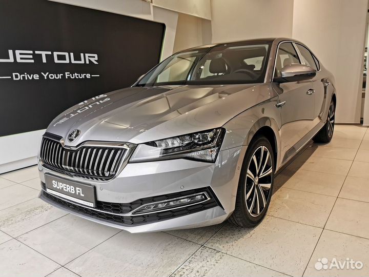 Skoda Superb 2.0 AMT, 2024, 15 км