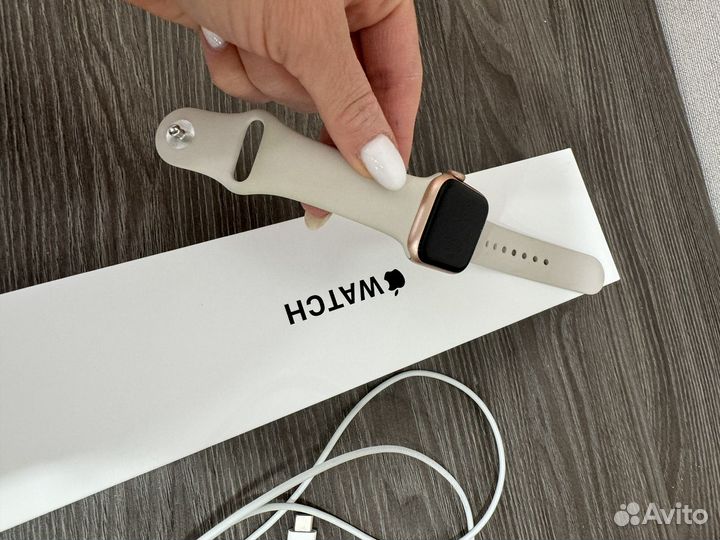 Часы apple watch se 40mm